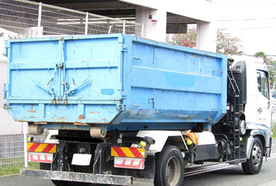 廃棄物の積み荷卸